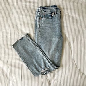 GAP High Rise Destructed Cigarette Jean